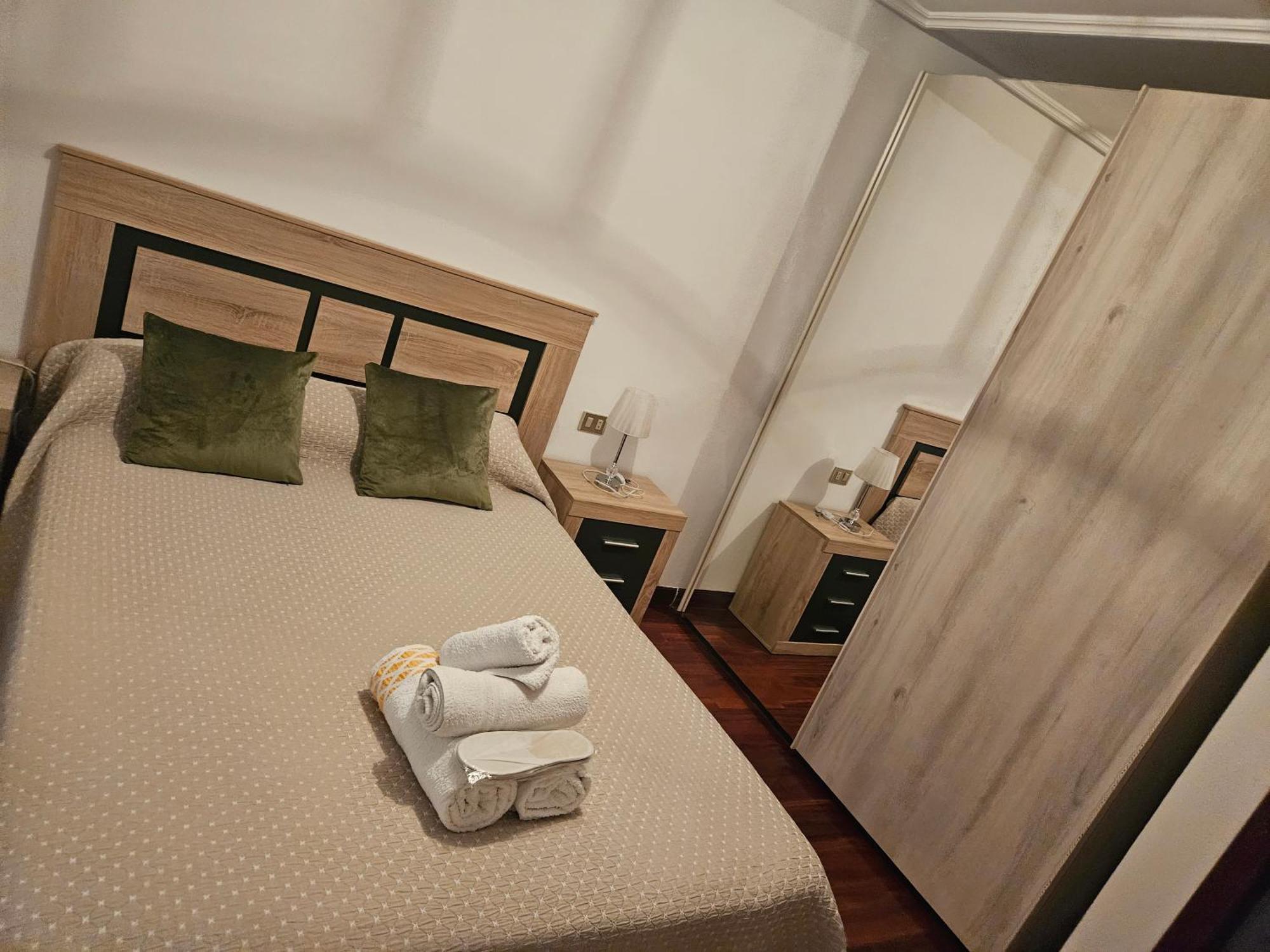 Piso Centrico A 10 Min De La Playa Con Garaje Incluido Apartman Castro Urdiales Kültér fotó